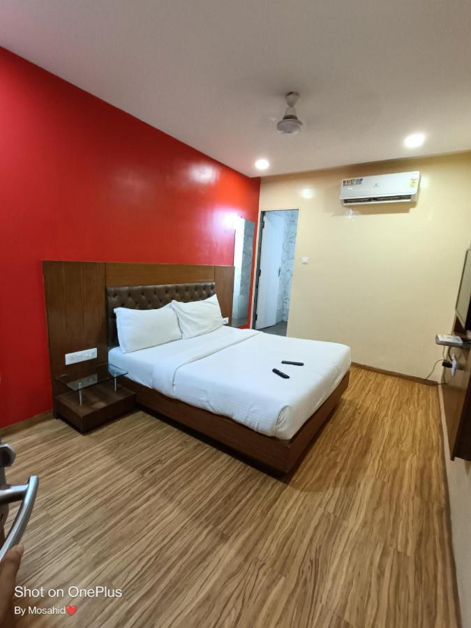 Hotel A Suites Βομβάη Εξωτερικό φωτογραφία